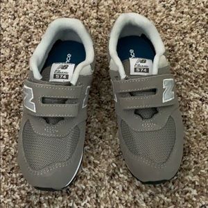 New balance hook and loop